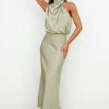 Emanuela – Rochie Lungă Elegantă cu Croială Clasică