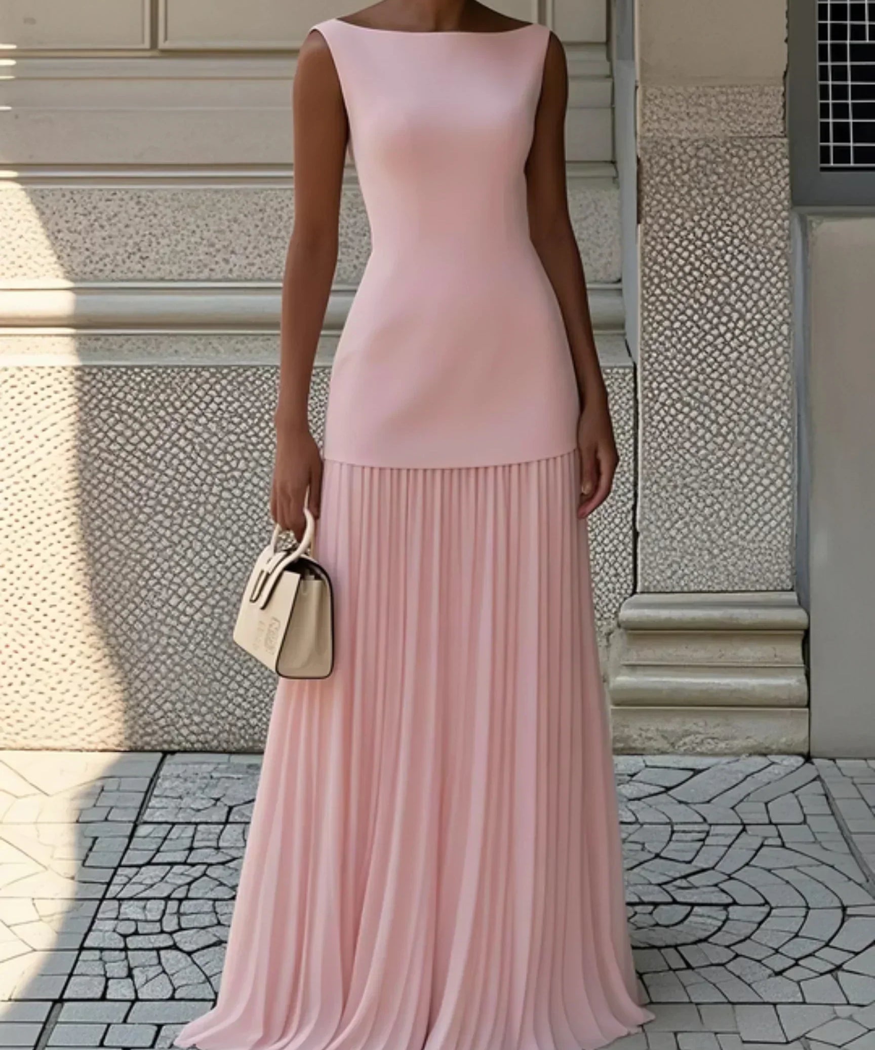 Lucia – Rochie Lungă Plisată cu Decolteu Barcă