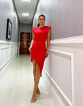 Britty – Rochie Cocktail cu Tiv în Formă de Lalea