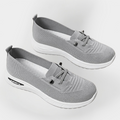 Pantofi sport din material ușor și talpă flexibilă
