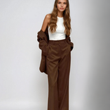 Blazer vintage mocha coordonat și pantaloni cu picioare largi
