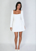 Iulia – Rochie Mini cu Perle Aplicate și Strălucire