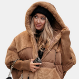 Gabriela – Jachetă Puffer cu Glugă și Patchwork