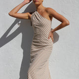 Roxana – Rochie Vaporoasă în Dungi