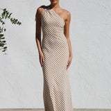 Roxana – Rochie Vaporoasă în Dungi