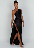 Teodora – Rochie Maxi cu Prezență Clasică și Elegantă