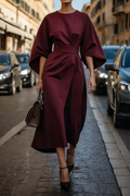 Salomea – Rochie Elegantă cu Croială Clasică