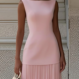 Lucia – Rochie Lungă Plisată cu Decolteu Barcă